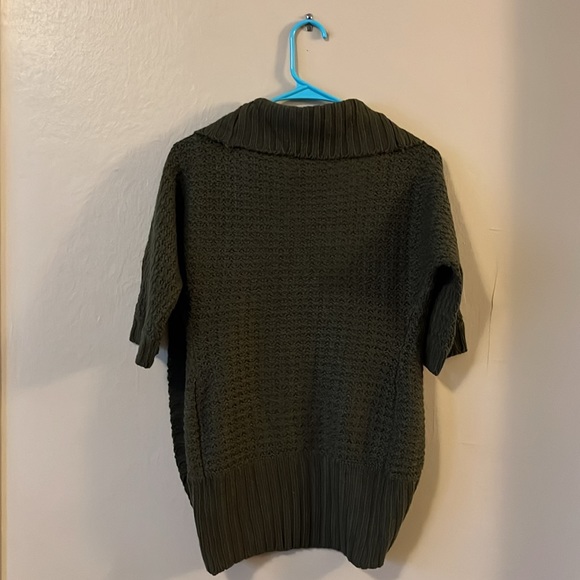 Forever 21 Dark Green Flyaway Knit Short Sleeve Cardigan Shawl S - Picture 6 of 12